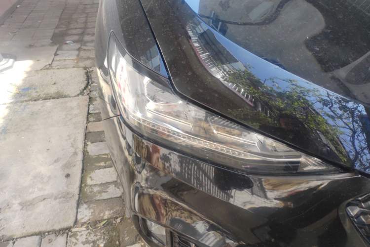 Used Wey VV6 2018 2.0T Two-Wheel Drive Flagship Version China V Standard Right Front Headlight