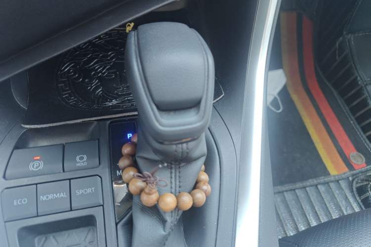 Used Toyota RAV4 2021 2.0L CVT Two-Wheel Drive Fashion Edition
