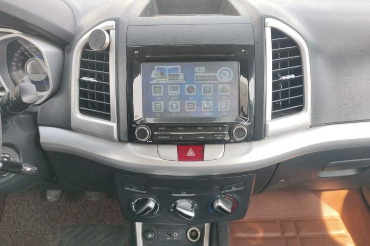 Used JAC Group Refine S3 2016 1.5L Manual Luxury Model
