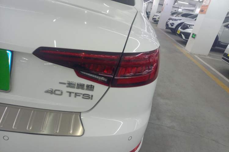 Used Audi A4L 2019 40 TFSI Fashion Version China V