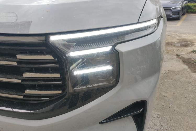 Used Ford Edge 2023 Ford Explorer L 2.0T EcoBoost Four-Wheel Drive 7-Seater Supreme Model Left Front Headlight