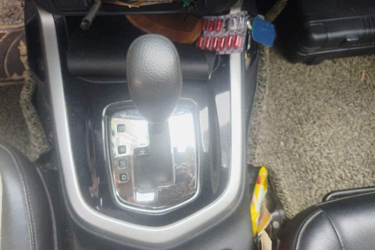 Used Nissan Navara 2017 2.5L Automatic 2WD Luxury Edition QR25