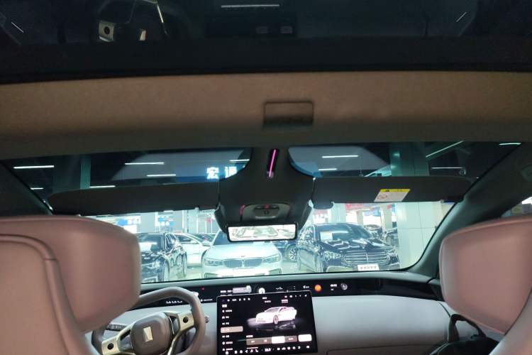 Used Avatr 12 2025 Max Extended-Range Edition Headliner