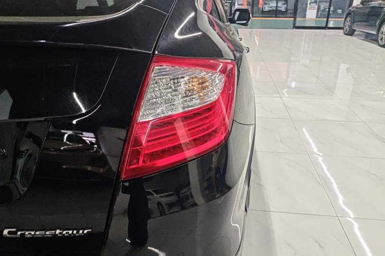 Used Honda Crosstour 2014 2.4L Luxury Edition