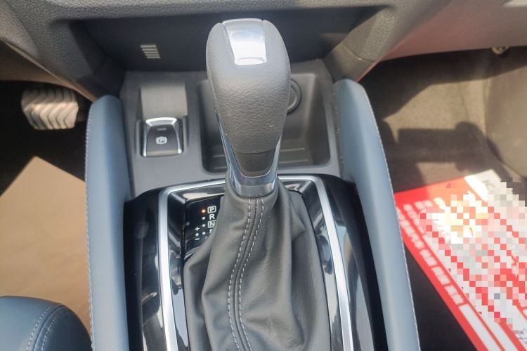 Used Nissan Qashqai 2025 Honor 2.0L CVT XV+ Leading Edition Gear Lever