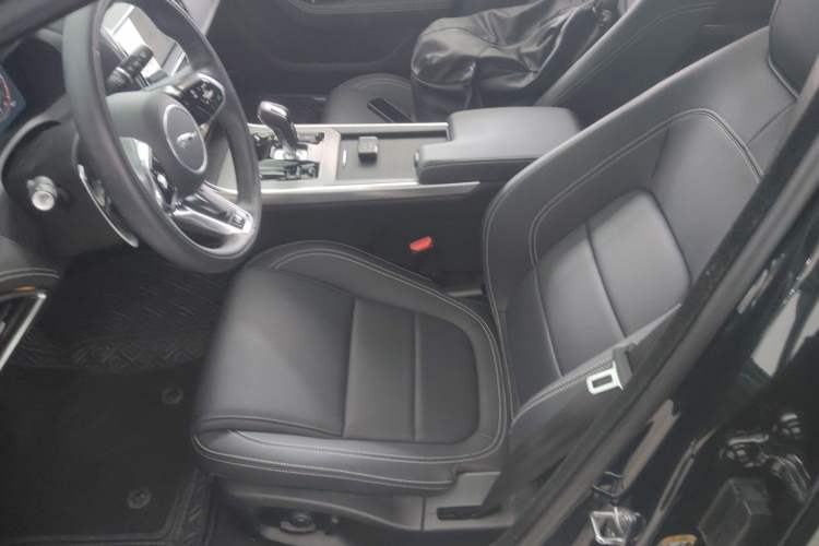 Used Jaguar XEL 2024 2.0T 250 PS R-DYNAMIC S Advanced Sport Edition Left Front Seat