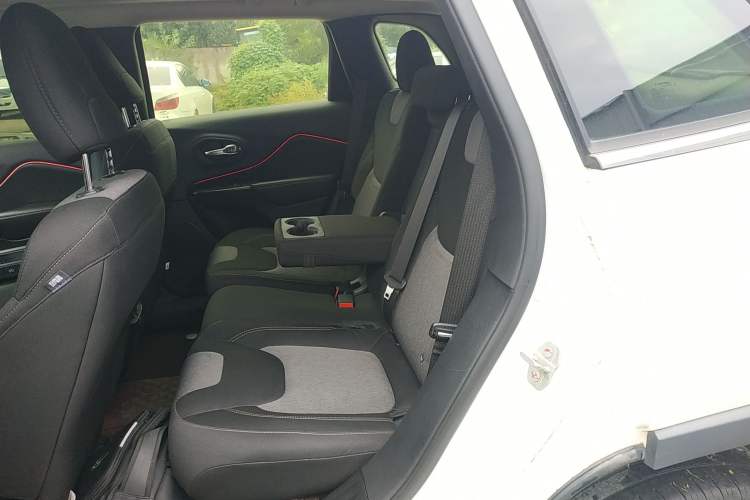 Used Jeep Cherokee 2016 2.0L Smart Version