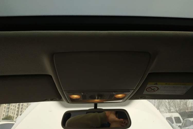 Used Volkswagen Gran Lavida 2013 1.6L Automatic Luxury Model
