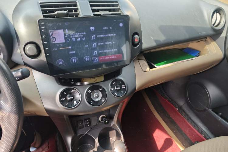 Used Toyota RAV4 2011 2.0L Automatic Luxury Edition