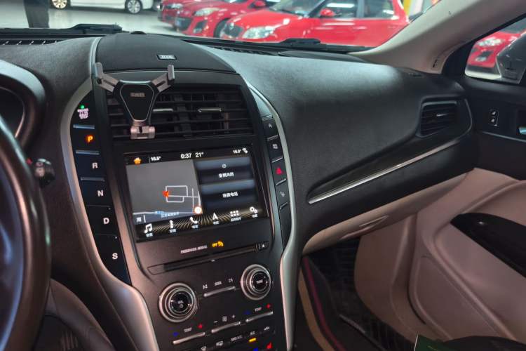 Used Lincoln MKC 2018 2.0T Two-Wheel Drive Luxury Edition