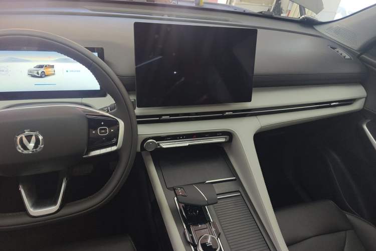 Used Changan CS75 PLUS 2026 Model, Smart Champion Edition 1.5T New Blue Whale Smart Navigation Version
