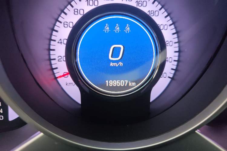 Used Cadillac SRX 2012 3.0L Elite Edition Odometer Close Up