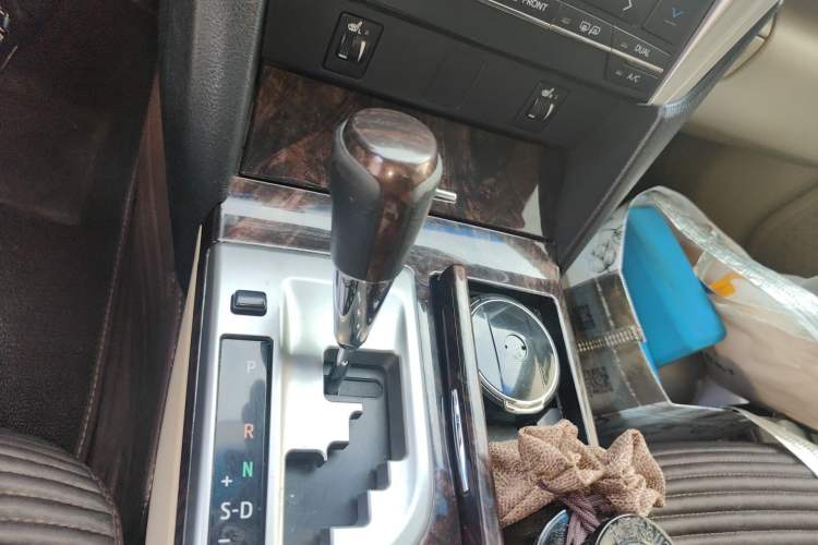 Used Toyota Camry 2015 2.0G Premier Edition