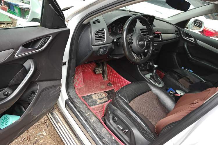 Used Audi Q3 2017 30 TFSI Fashion Model