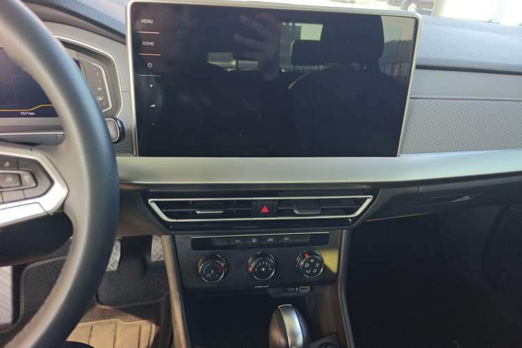 Used Volkswagen Lavida 2024 1.5L Automatic Starry Sky 5 Million Edition