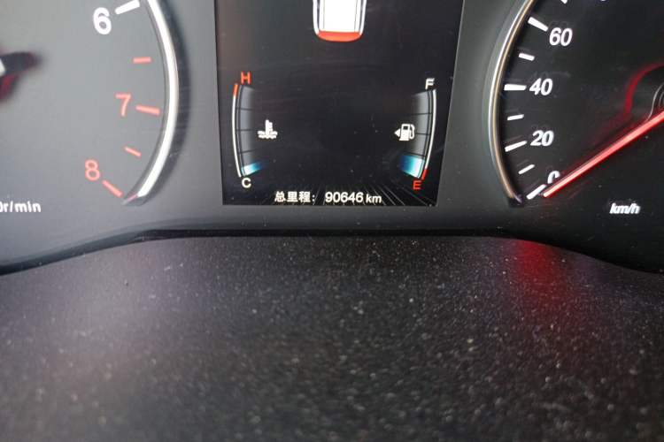 Used BYD Song MAX 2018 1.5T Automatic Smart Connect Luxury 6-Seater
