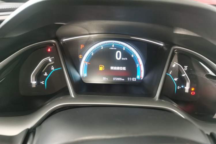 Used Honda Civic 2016 220TURBO CVT Luxury Edition
