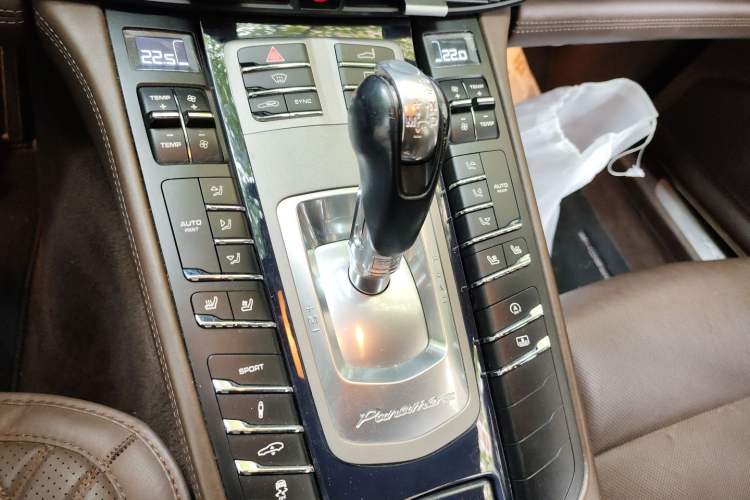 Used Porsche Panamera 2016 Panamera 4 Edition 3.0T Gear Lever