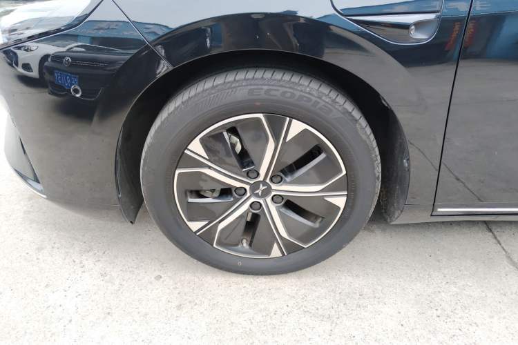 Used XPeng P5 2022 550E Left Front Wheel Hub