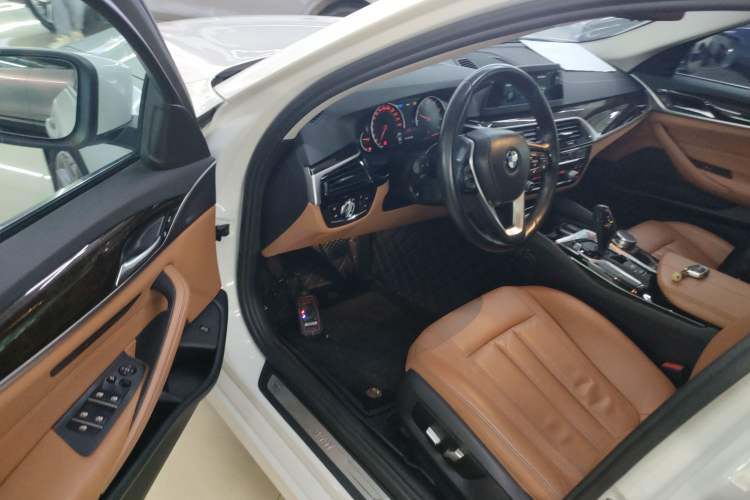 Used BMW 5 Series 2018 528Li Launch Special Edition
