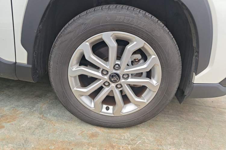 Used Toyota FRONTLANDER 2023 2.0L Smart Electric Hybrid Dual-Engine Leading Edition Right Front Wheel Hub