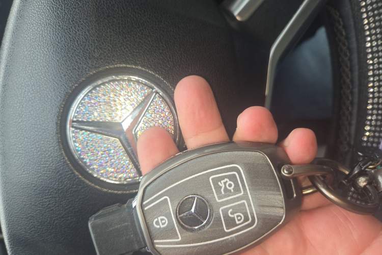 Used Mercedes-Benz R-Class 2010 R 300 L Luxury Model Vehicle Key