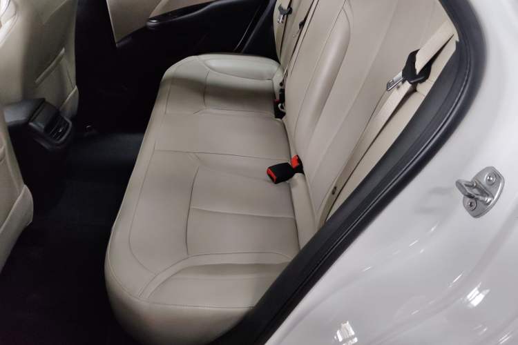 Used Buick GT 2018 15T Dual-Clutch Elite Model China V Standard
