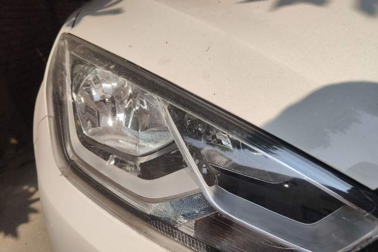 Used Ford Escort 2015 1.5L Manual Fashion Edition