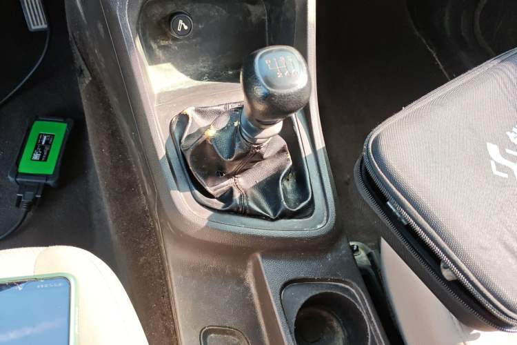 Used Wuling Hongguang V 2019 1.5L Base Version China VI LAR