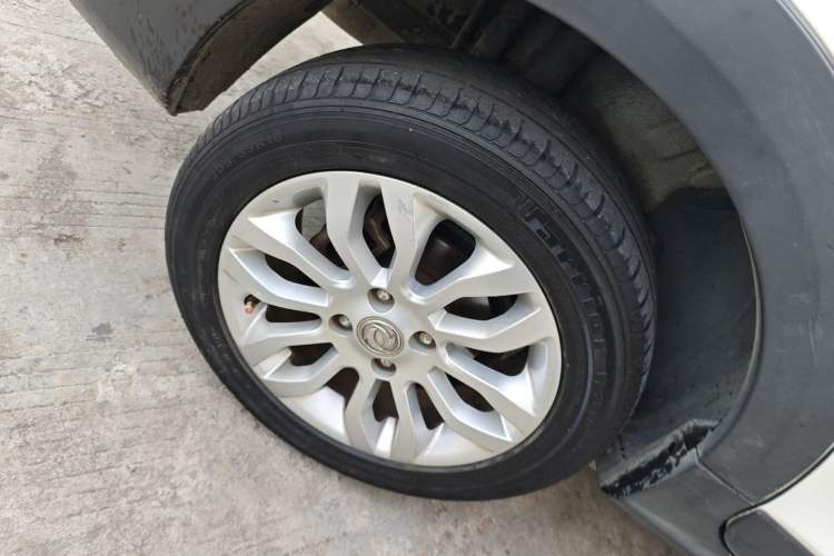 Used Dongfeng Aeolus AX3 2016 1.5L Automatic Shangkue Model