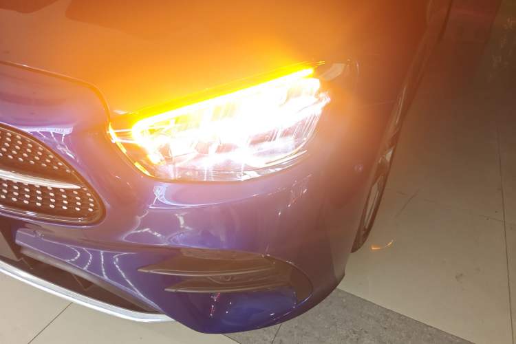 Used Mercedes-Benz E-Class (Import) 2021 E 260 Coupe