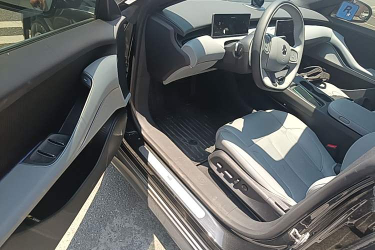 Used Nio ET5 2024 75 kWh