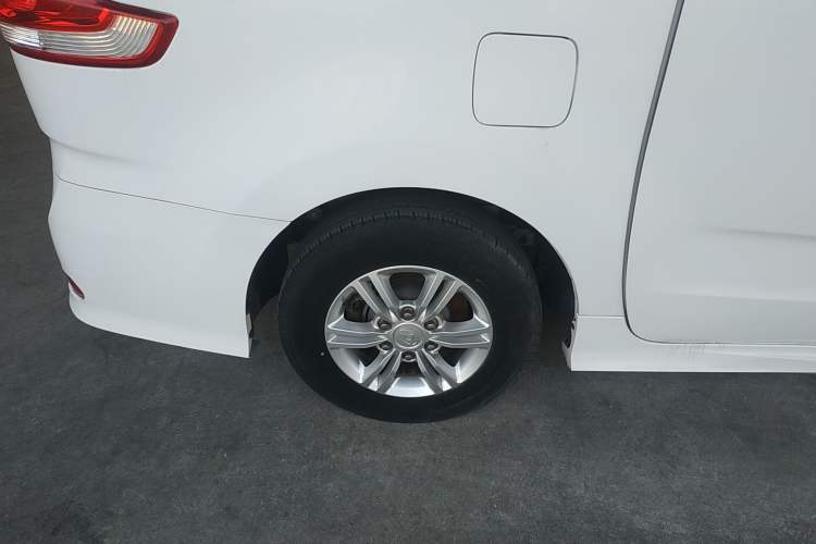 Used SAIC MAXUS G10 2019 Facelift PLUS 2.0T Automatic Elite Edition China VI