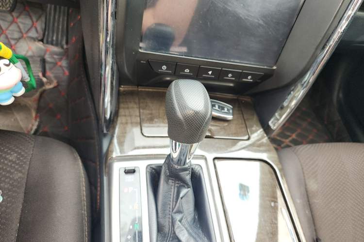 Used Toyota Reiz 2013 2.5S Elite Edition Gear Lever