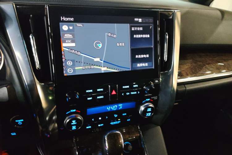 Used Toyota Vellfire 2021 Crown Dual-Engine 2.5L HV Prestige Edition
