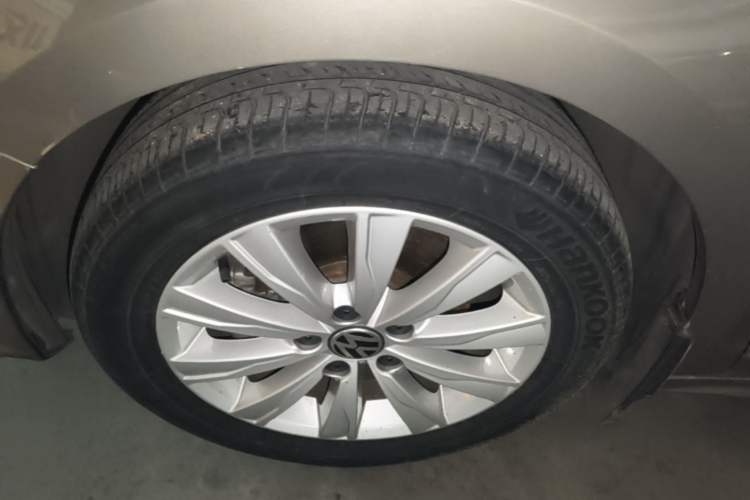 Used Volkswagen Sagitar 2016 230TSI 25th Anniversary Edition

