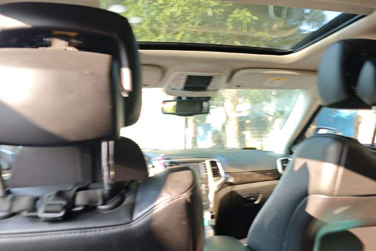 Used Jeep Grand Cherokee 2013 3.6L Comfort Edition