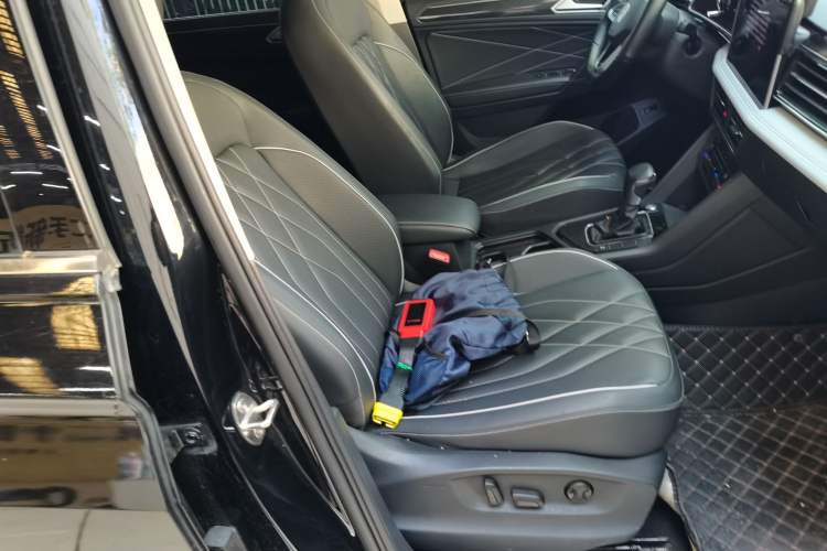 Used Volkswagen Tiguan L 2024 300TSI Automatic Two-Wheel Drive Smart Edition