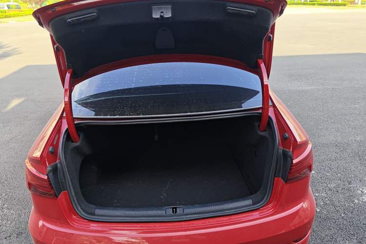 Used Audi A3 2018 30th Anniversary Edition Limousine 35 TFSI Fashion Model Trunk