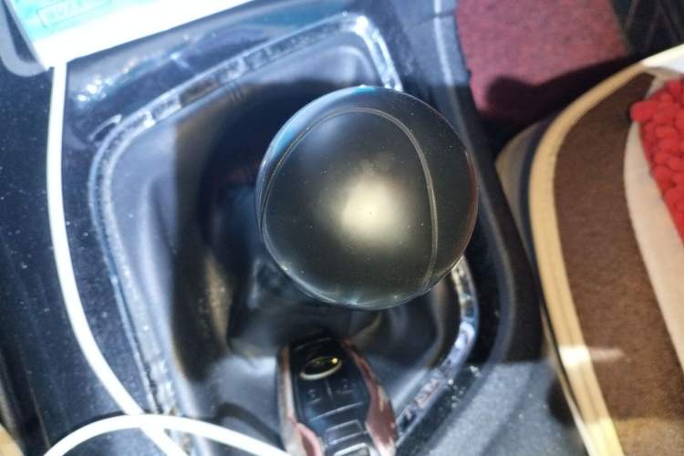 Used Soueast DX7 2015 1.5T Manual Elite Model