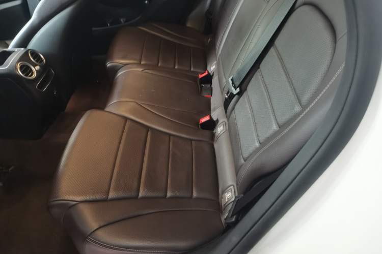 Used Mercedes-Benz GLC 2020 Facelift GLC 260 L 4MATIC Luxury Edition