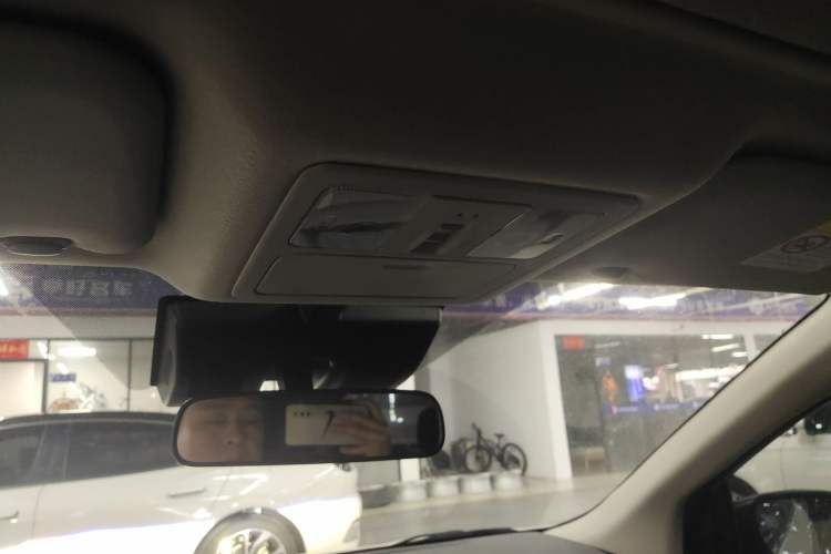 Used Nissan Tiida 2024 1.6L CVT ZhiZun Edition