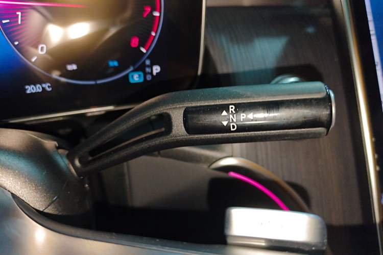 Used Mercedes-Benz GLC 2024 Facelifted GLC 260 L 4MATIC Luxury Version 5 Seats