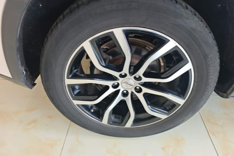 Used Zotye Domy X7 2017 1.8T Manual Luxury Model Right Rear Wheel Hub