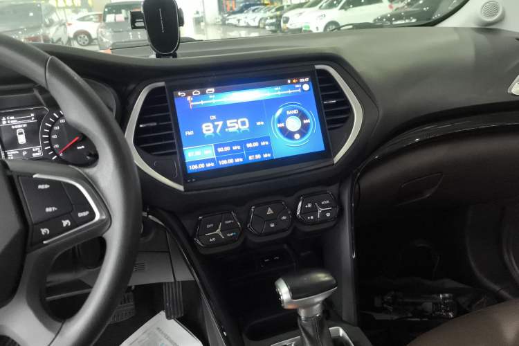 Used GAC Trumpchi GS4 2017 200T G-DCT Two-Wheel Drive Elite Edition
