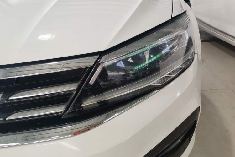 Used Volkswagen Lamando 2019 280TSI DSG Comfort Edition China VI standard
