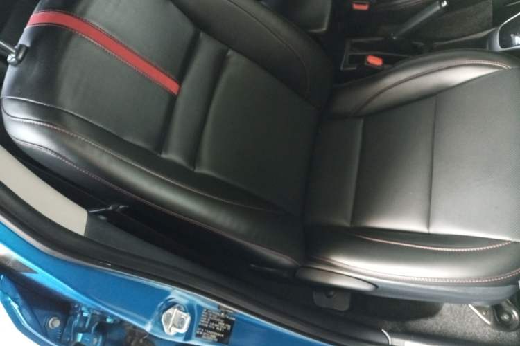 Used Toyota YARiS L Zhi Xuan 2020 1.5L CVT Luxury Edition Right Front Seat