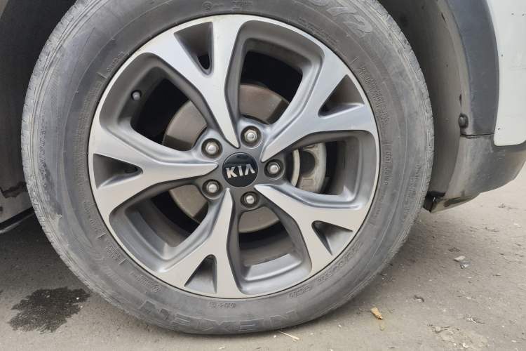 Used Kia KX3 2015 1.6L Automatic Two-Wheel Drive DLX
