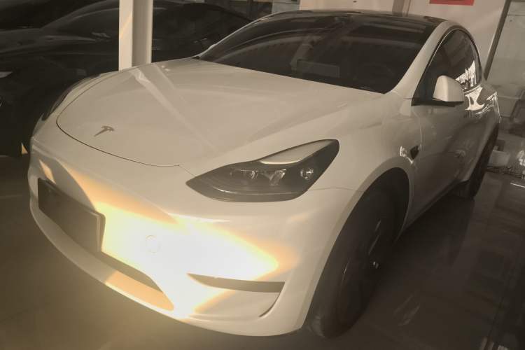 Used Tesla Model Y 2024 Rear-Wheel-Drive Version