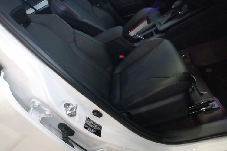 Used Toyota Corolla Cross 2026 Model 2.0L Elite Edition
